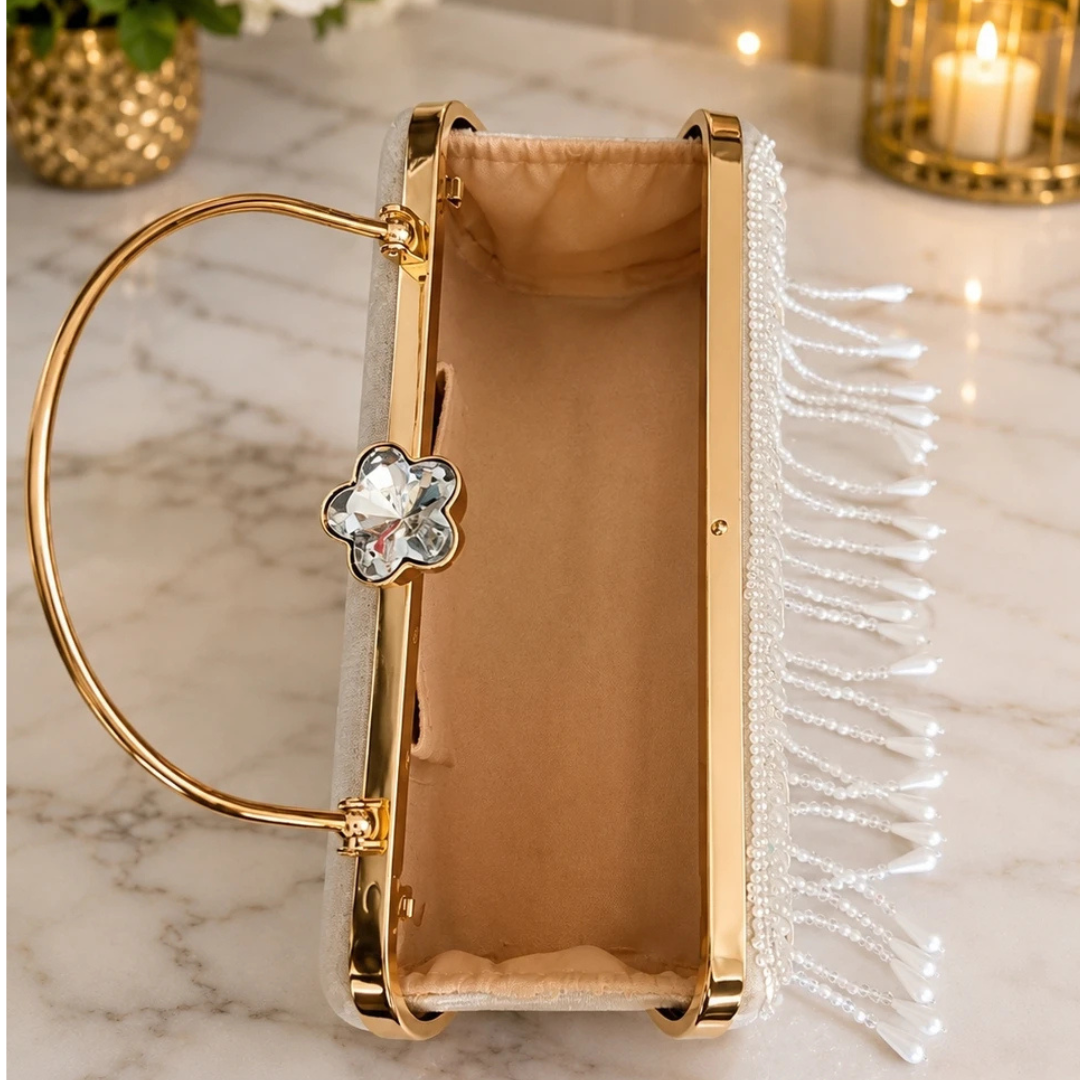 Party White Clutch - Image 2